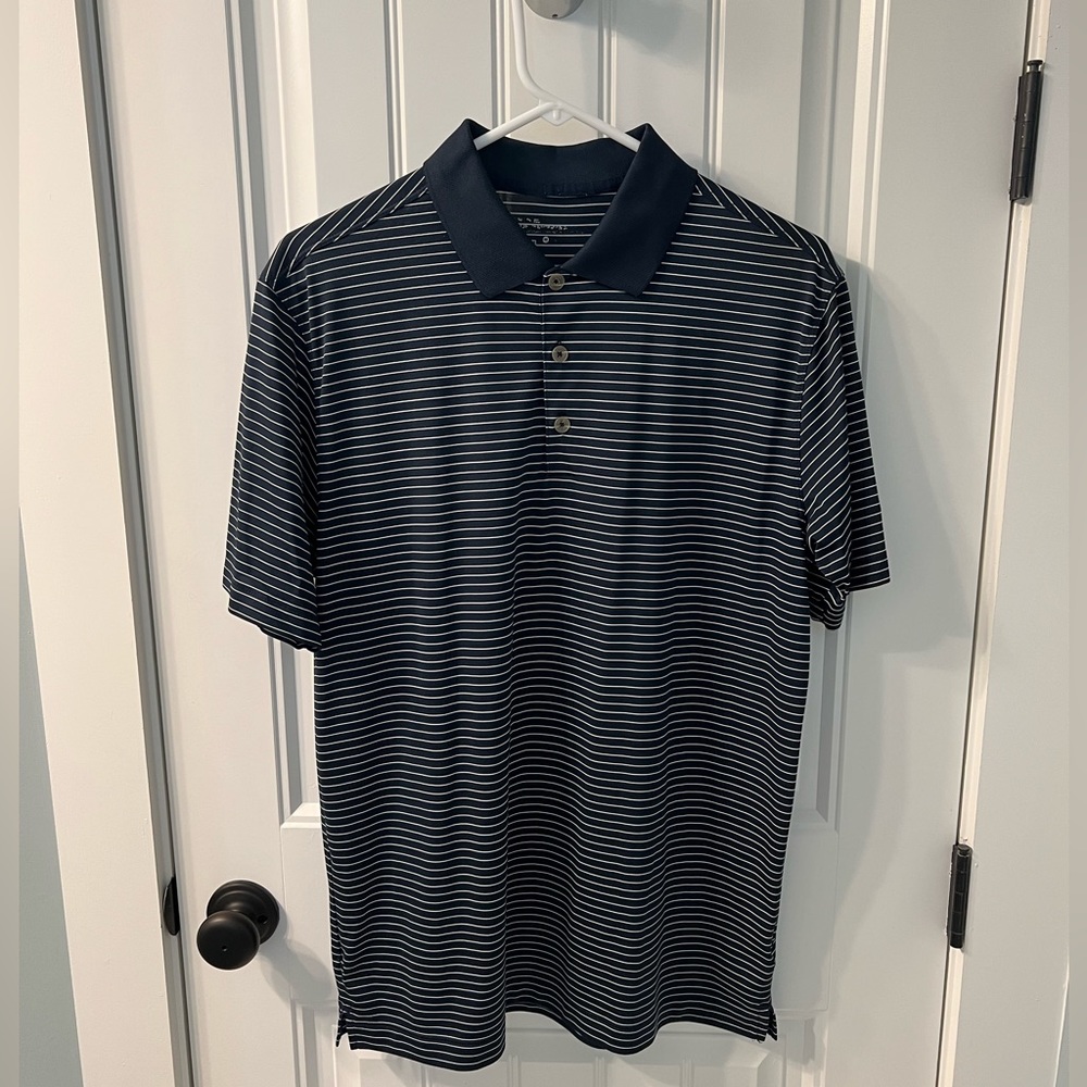 Nike Performance golf polo. Navy. Size Medium